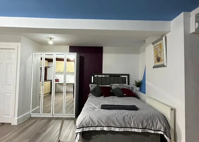 Modern & Cosy Studio Near City Centre